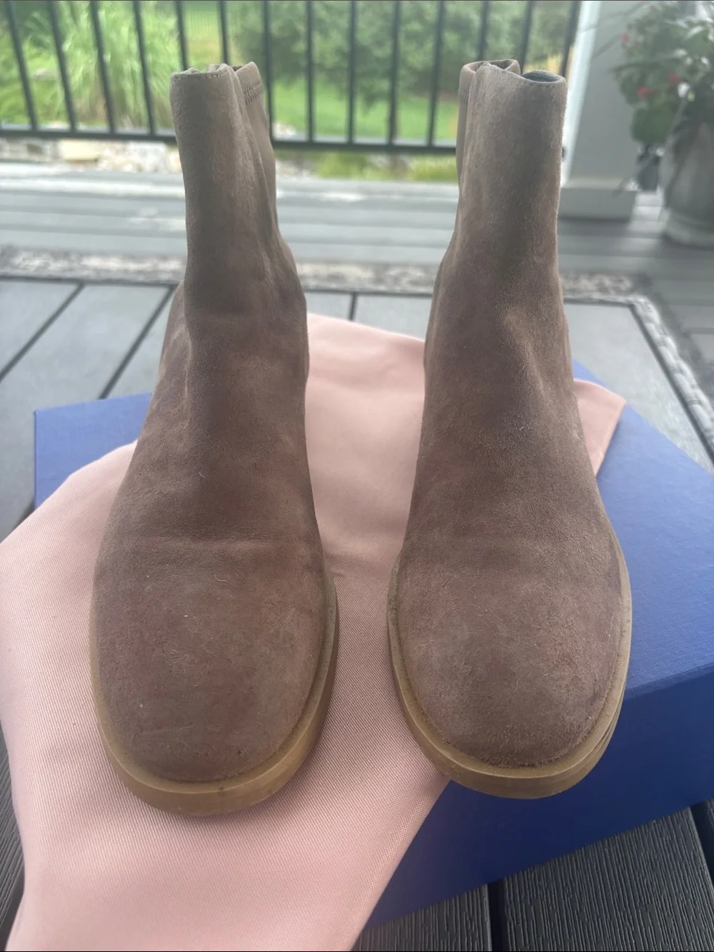 Stuart Weitzman pull on ankle boots in taupe suede size 5.5/36